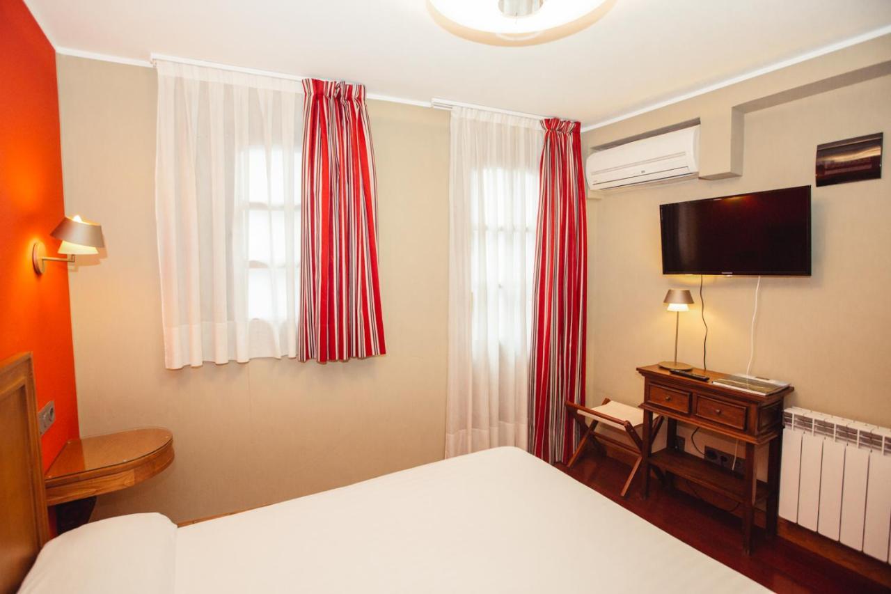 Hotel El Sella Onís 외부 사진